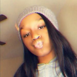 Meet your Posher, Amari